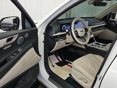 GENESIS GV80 - 10