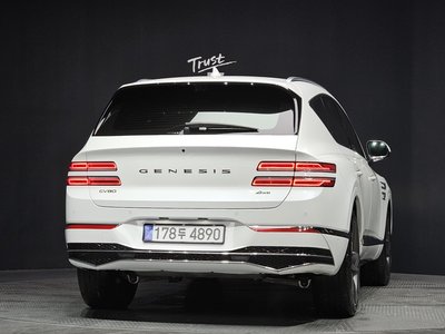 GENESIS GV80 - 3