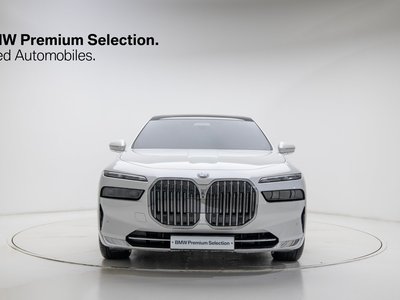 BMW 7 SERIES - 2
