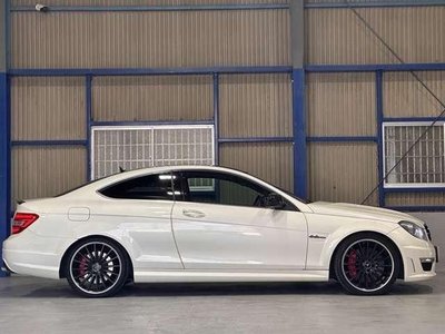 MERCEDES-BENZ C-CLASS - 4