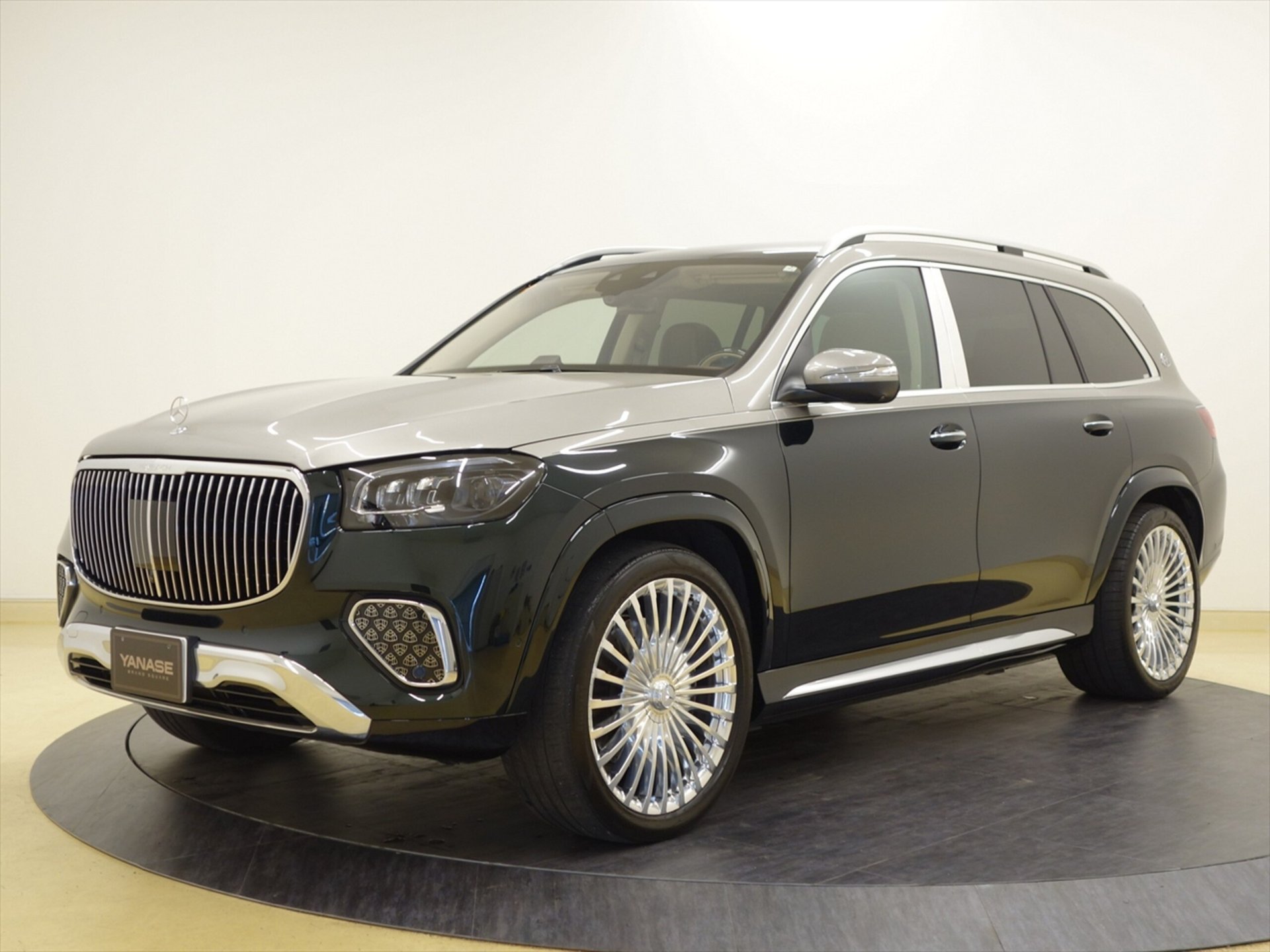 MERCEDES-BENZ GLS MAYBACH - View 1