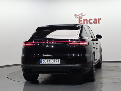 PORSCHE CAYENNE - 4