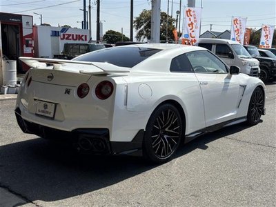 NISSAN GT-R - 3