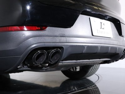 PORSCHE CAYENNE - 10