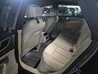 AUDI A7 - 7