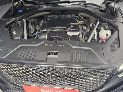 صورة 7 لـ 2023 Genesis GV70