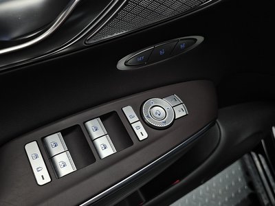 صورة مصغرة 17 لـ 2023 Genesis GV70