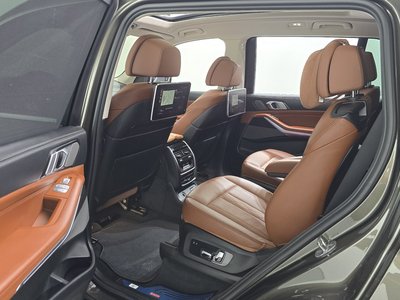 2022 BMW X7 缩略图 18