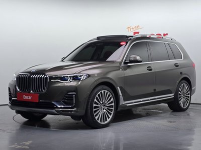 2022 BMW X7 照片 1
