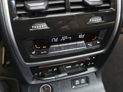 2022 BMW X7 缩略图 33