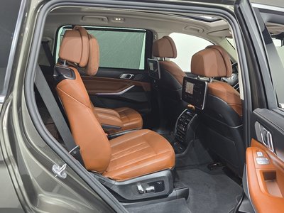 2022 BMW X7 缩略图 17