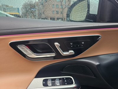 MERCEDES-BENZ E-CLASS - 9