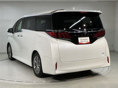 TOYOTA ALPHARD - 4