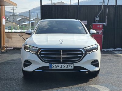 MERCEDES-BENZ E-CLASS - 5