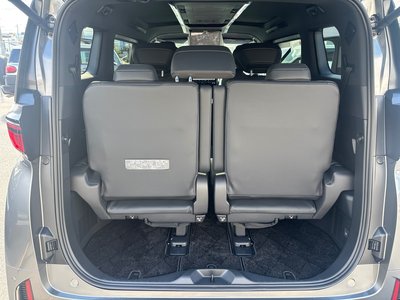 2026 Toyota VELLFIRE — миниатюра 13