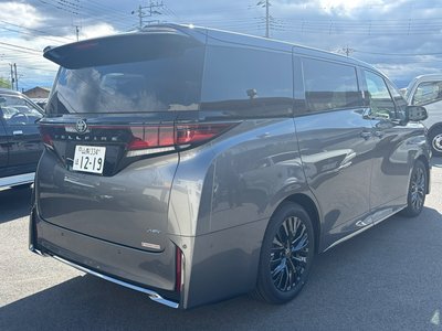 TOYOTA VELLFIRE - 6