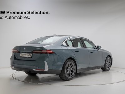 BMW 5 SERIES - 3