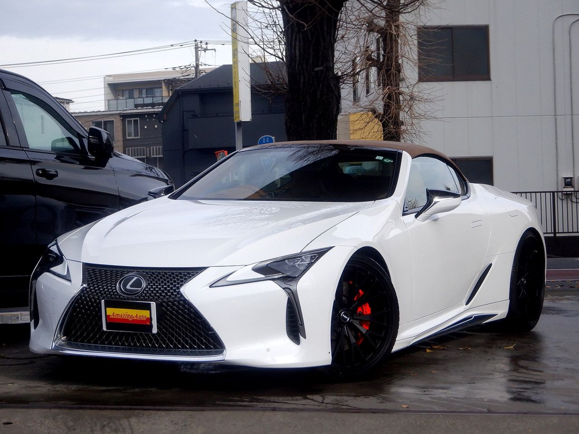 LEXUS LC CONVERTIBLE - View 1