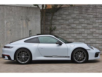 PORSCHE 911 - 8