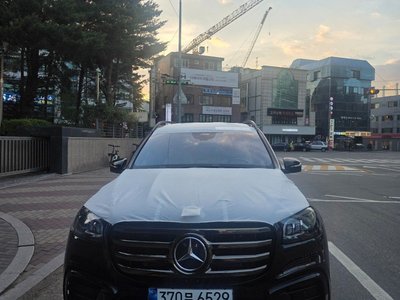 2026 Mercedes-BENZ GLS 照片 1