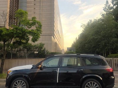 2026 Mercedes-BENZ GLS 照片 3