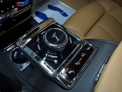 2021 ROLLS-ROYCE PHANTOM — миниатюра 12