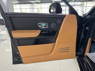 ROLLS-ROYCE PHANTOM - 4