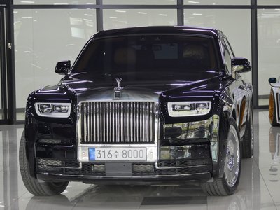 ROLLS-ROYCE PHANTOM - 1