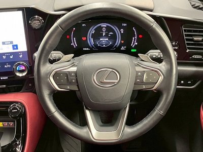 2023 Lexus NX — миниатюра 33
