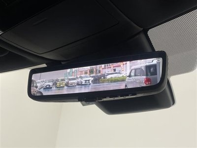 صورة 9 لـ 2023 Lexus RX