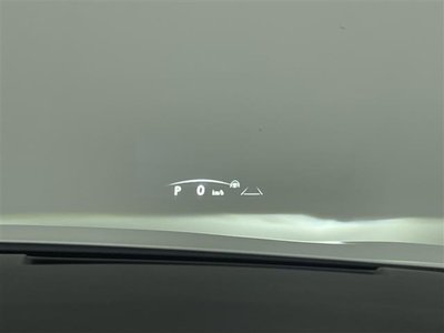 صورة 8 لـ 2023 Lexus RX