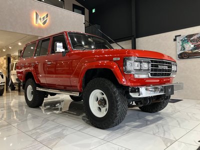 TOYOTA LAND CRUISER - 2