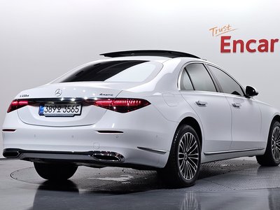 2025 Mercedes-BENZ S-CLASS photo 3