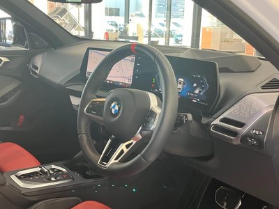 2025 BMW 1 SERIES thumbnail 15