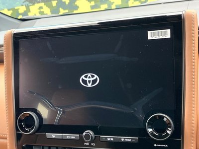 TOYOTA VELLFIRE - 4