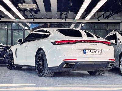 2021 Porsche PANAMERA thumbnail 20