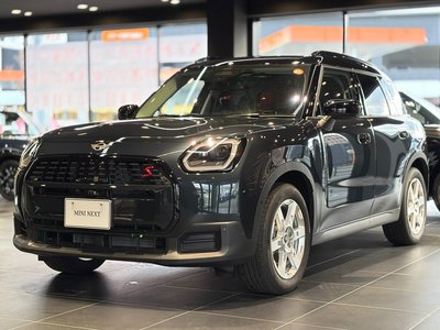 MINI MINI COUNTRYMAN - 1