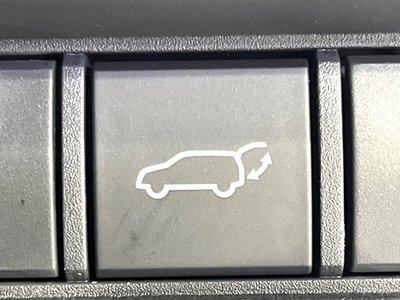 TOYOTA LAND CRUISER - 7