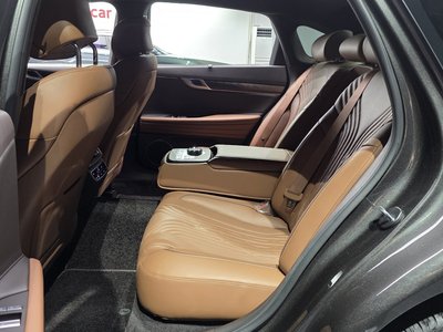 2024 Genesis G80 (RG3) thumbnail 17