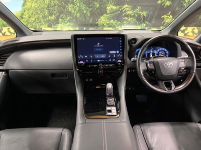 2024 Toyota VELLFIRE — фото 2