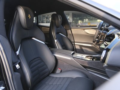 FERRARI PUROSANGUE - 10