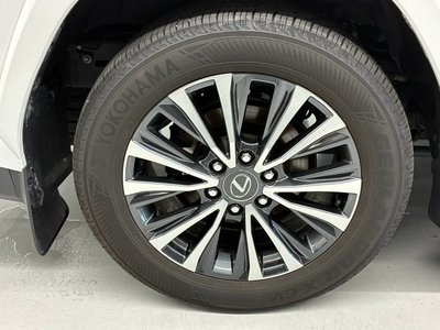 صورة مصغرة 12 لـ 2025 Lexus LX