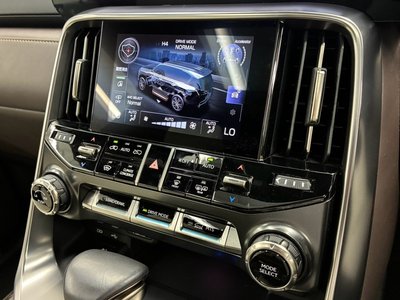 صورة مصغرة 33 لـ 2025 Lexus LX
