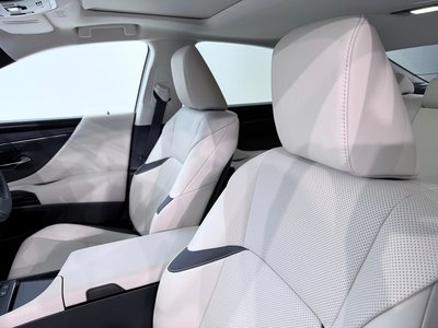 2024 Lexus ES 缩略图 39