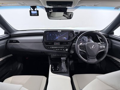 2024 Lexus ES 照片 2
