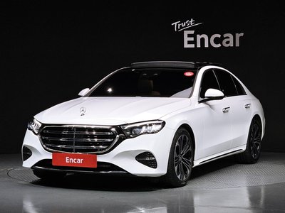 MERCEDES-BENZ E-CLASS - 1