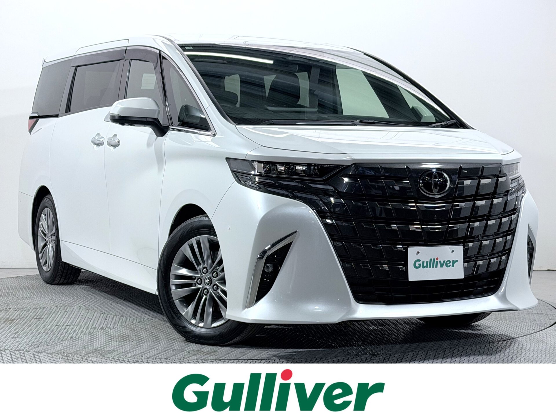 TOYOTA ALPHARD - View 1