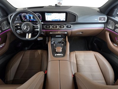 2025 Mercedes-BENZ GLS — фото 4