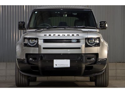 LAND ROVER DEFENDER - 7