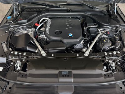 2025 BMW 5 SERIES photo 7
